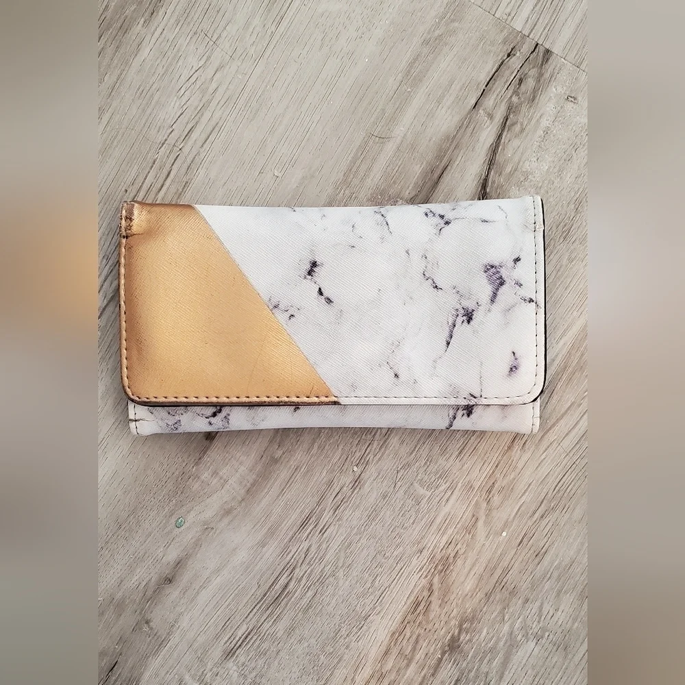 💚5/$25 Elegant Marble and Gold Women's Clutch Wallet